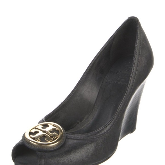 Tory Burch Black Heels with Gold Emblem - Picture 4 of 13